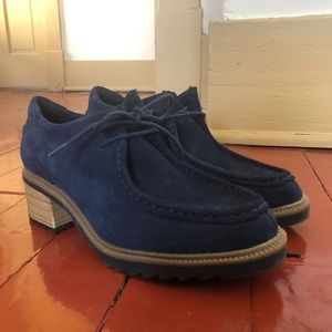 Clarks Somerset blue shoes